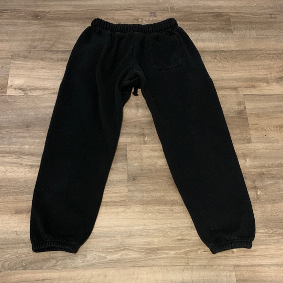 Essential Sweatpants • Black • Medium - Picture 4 of 4